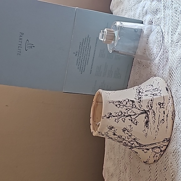 Partylite Chateau Candle Lamp Kit - Picture 5 of 5